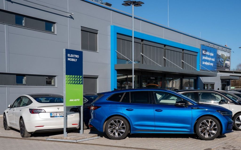 Prodej ojetých elektromobilů se meziročně zdvojnásobil